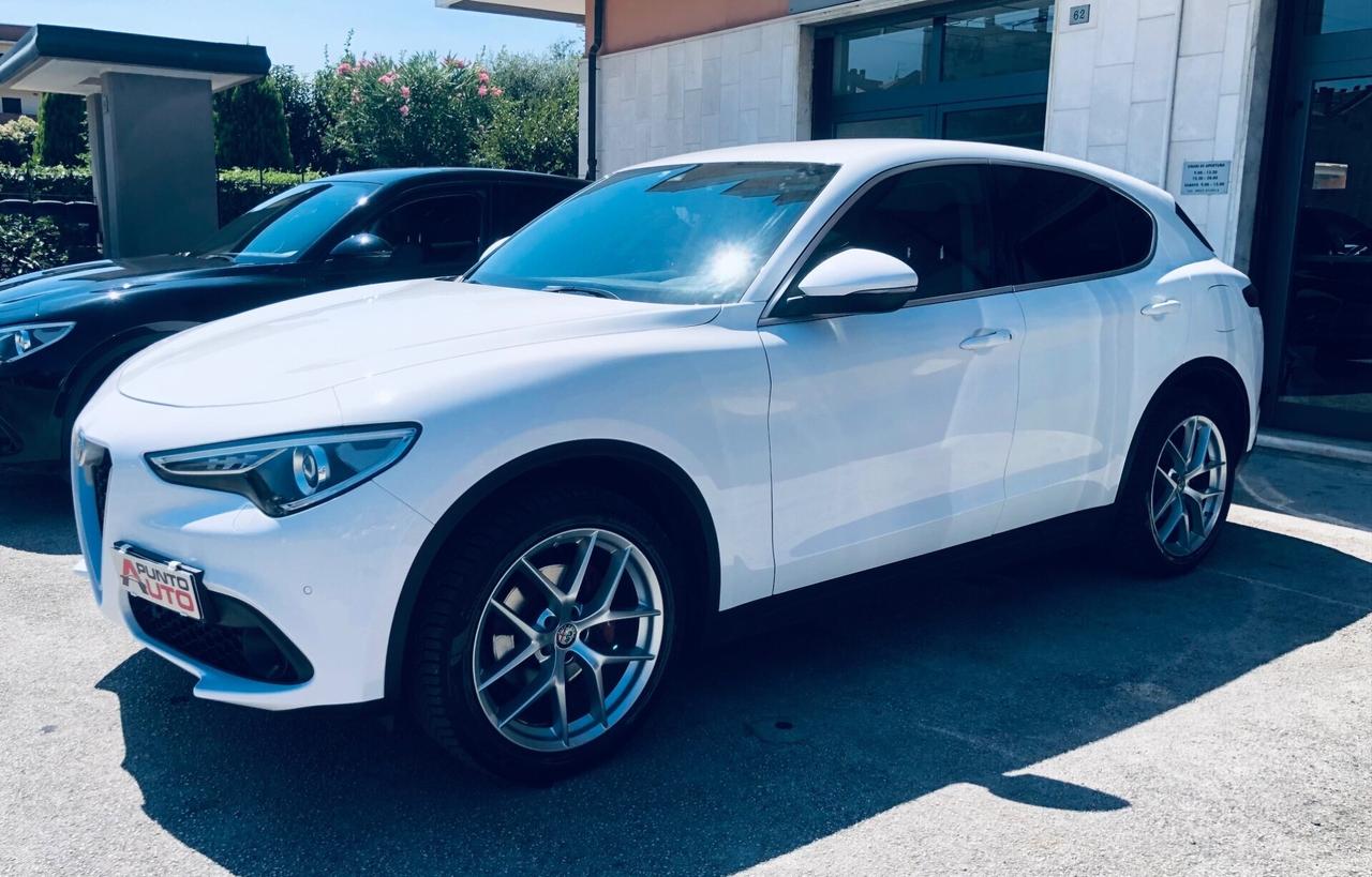 Alfa Romeo Stelvio 2.2 Turbodiesel 190 CV AT8 Q4 E