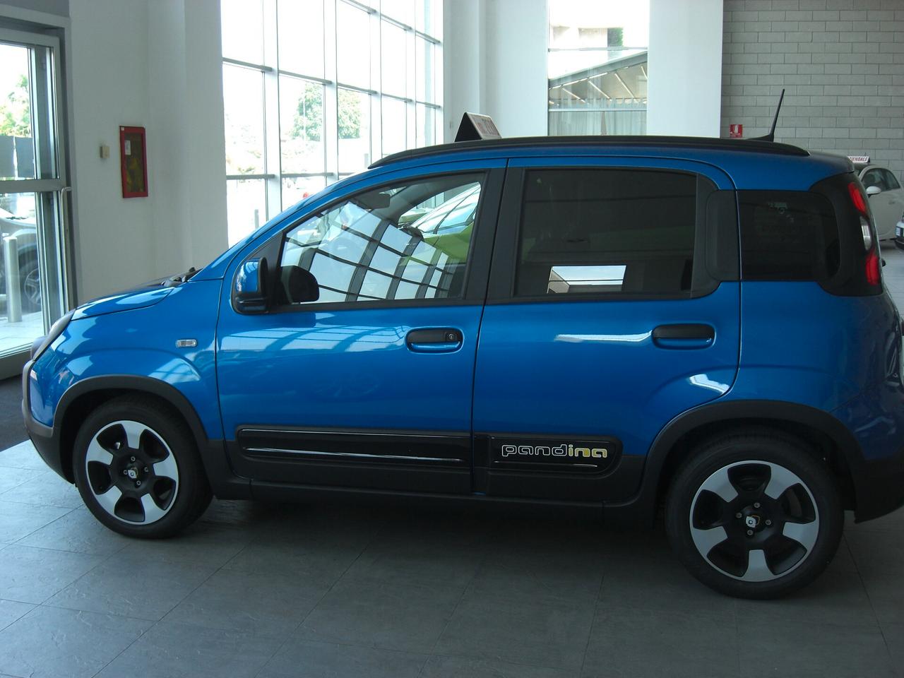 Fiat Pandina City Cross 1.0 Hybrid