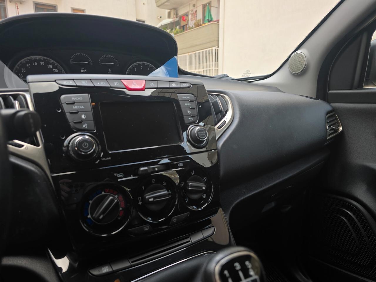 Lancia Ypsilon 3a serie 1.2 5P Platinum