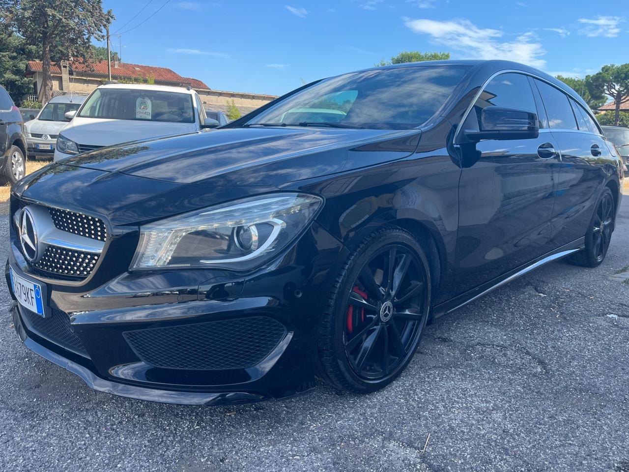 Mercedes-benz CLA 200 d 4Matic Automatic Premium Dark Night