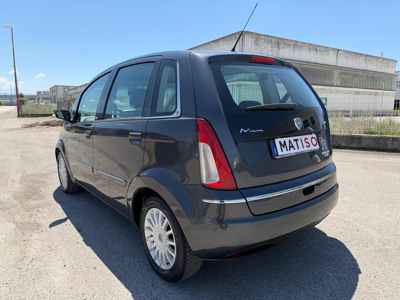 Lancia MUSA Multijet Poltrona Frau