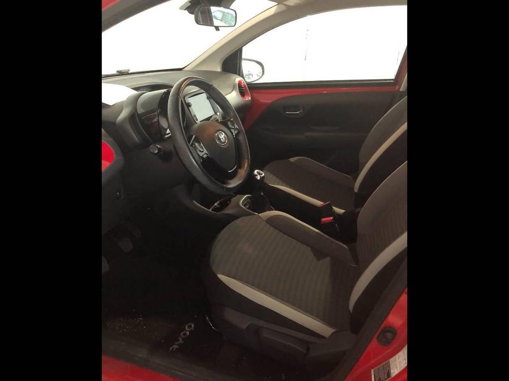 Toyota Aygo 5 Porte 1.0 VVT-i x-play