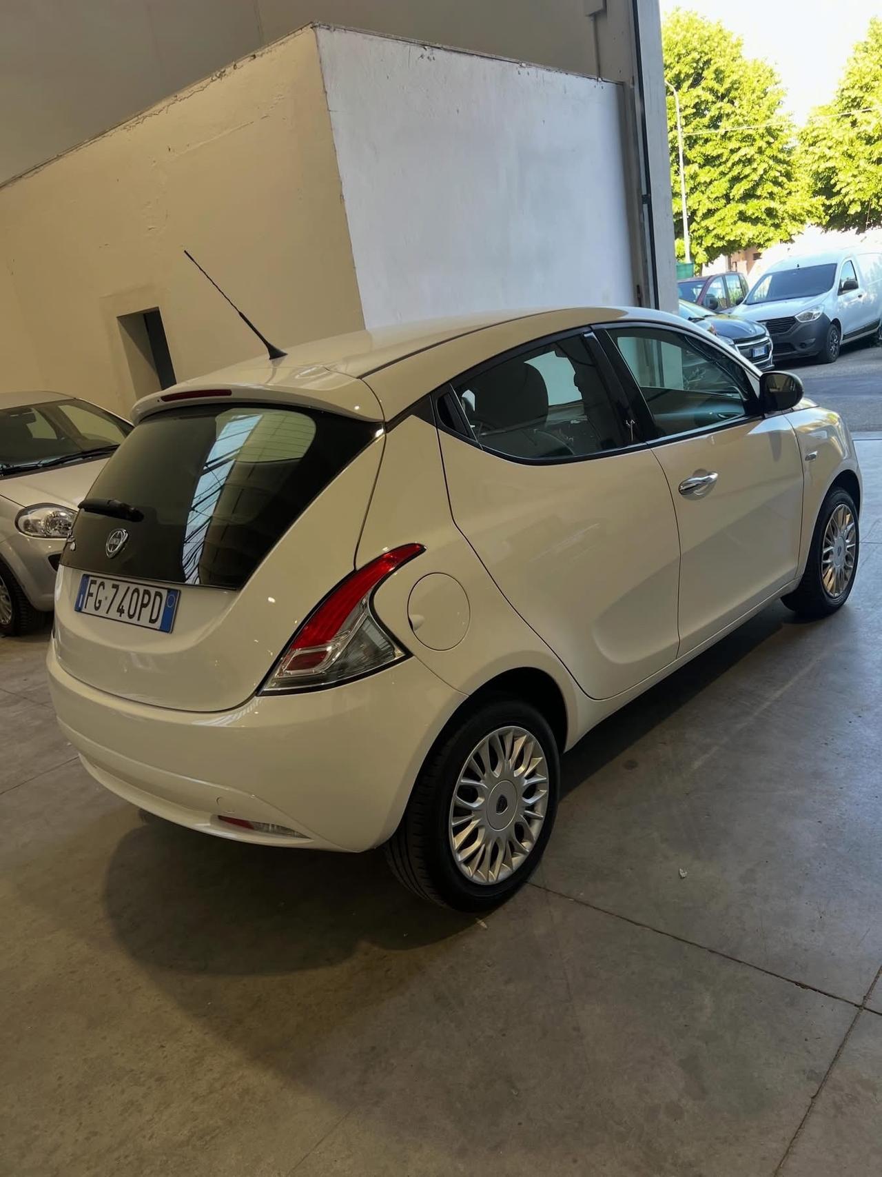 Lancia Ypsilon Twinair