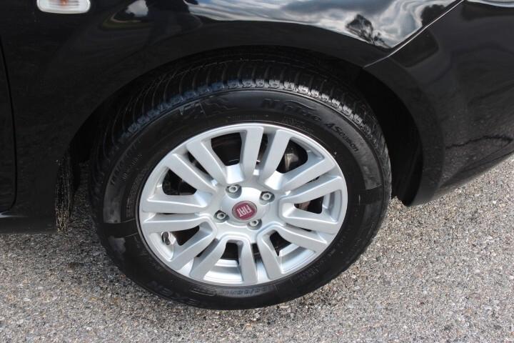 Fiat Punto 1.2ie EURO6 ALLESTIMENTO " LOUNGE 5PORTE SPENDIDA COME DA FOTO REALI CLIMA PACK SPORT CERCHI IN LE