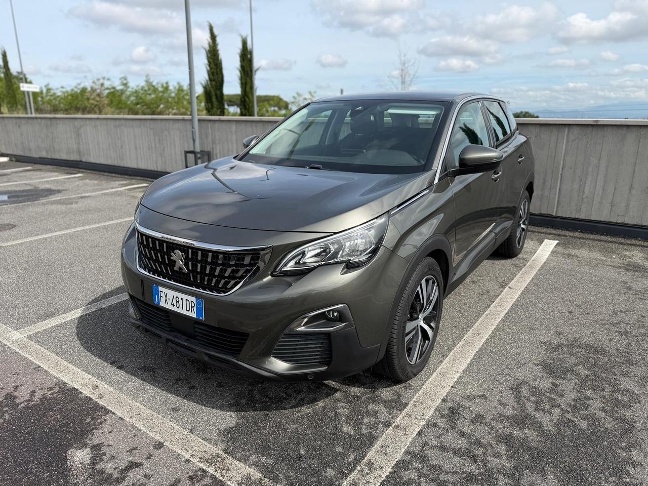 Peugeot 3008 1.5 BlueHDi 130cv *UNIPRO*