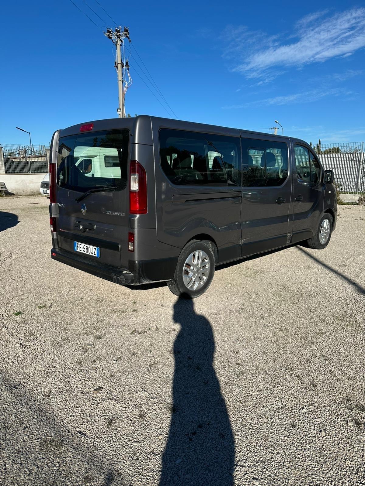 Renault Trafic T29 1.6 dCi 125CV 9 POSTI