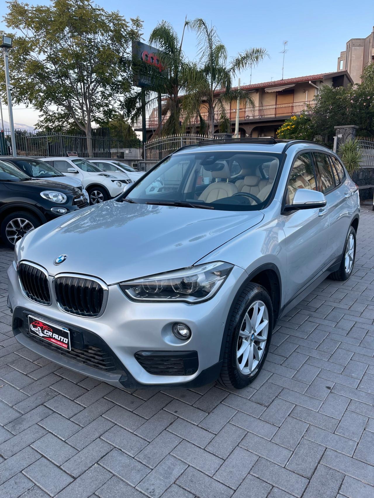 Bmw X1 xDrive20d 190cv tettuccio apribile