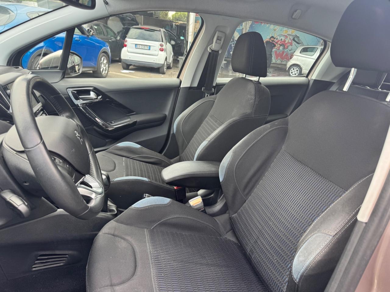 Peugeot 208 1.2 VTi 82 CV 5 porte Active
