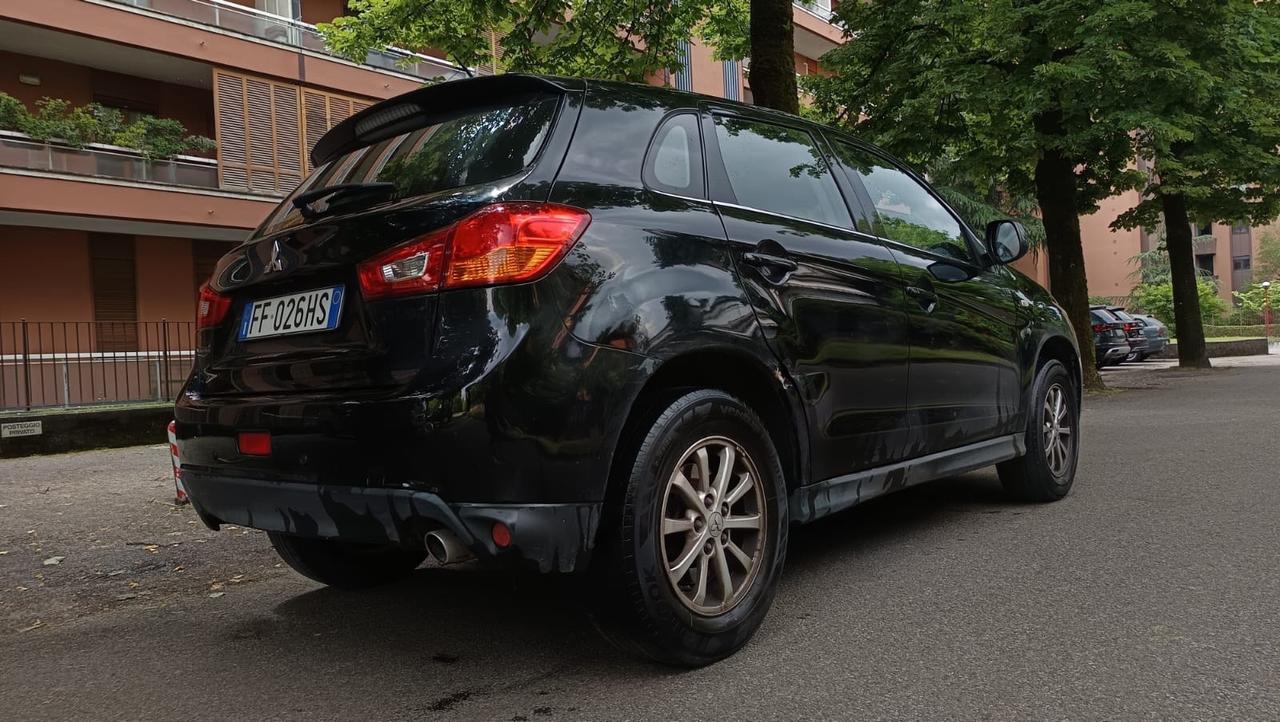 Mitsubishi ASX 1.6 DI-D 114 CV 4WD Instyle Panoramic