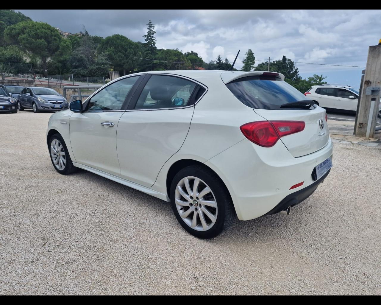 ALFA ROMEO Giulietta 2.0 JTDm Distinctive 140cv