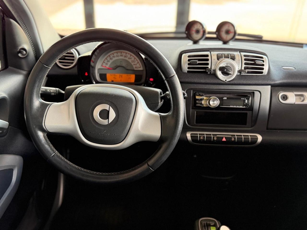 Smart ForTwo 1000 52 kW MHD coupé passion