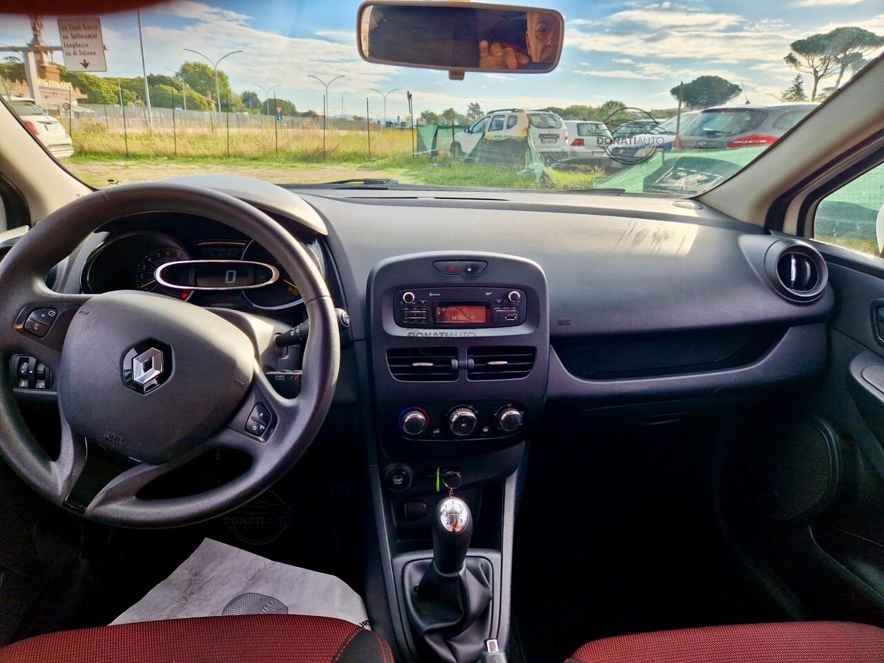 Renault Clio NEOPATENTATI