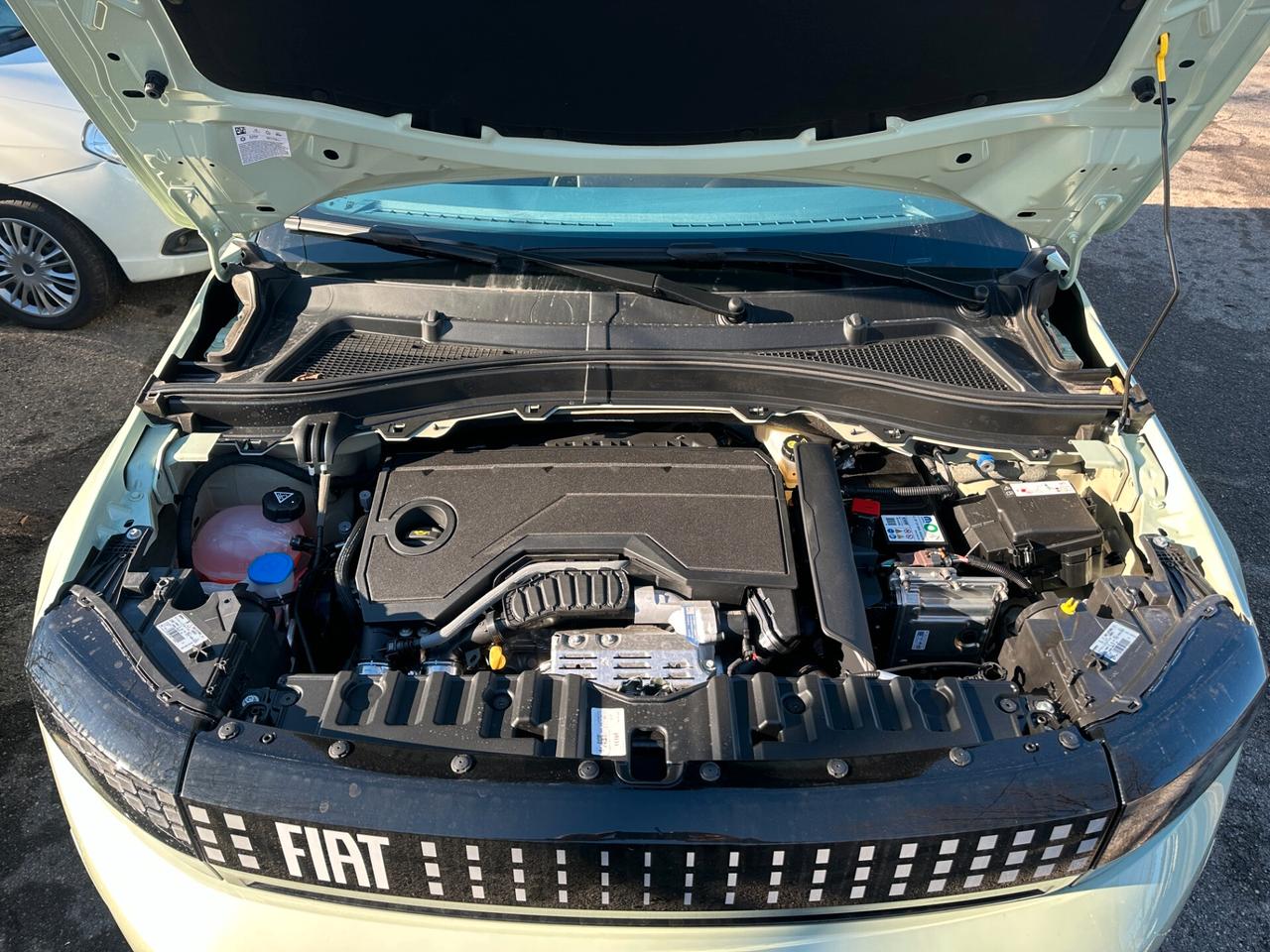 Fiat Grande Panda 1.2 Hybrid 110 CV S&S La Prima