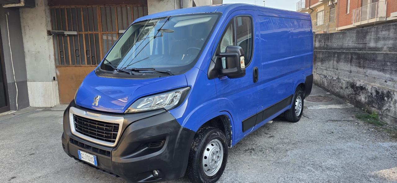 Peugeot Boxer 330 2.2 BlueHDi 140 S&S PC-TN Furgone