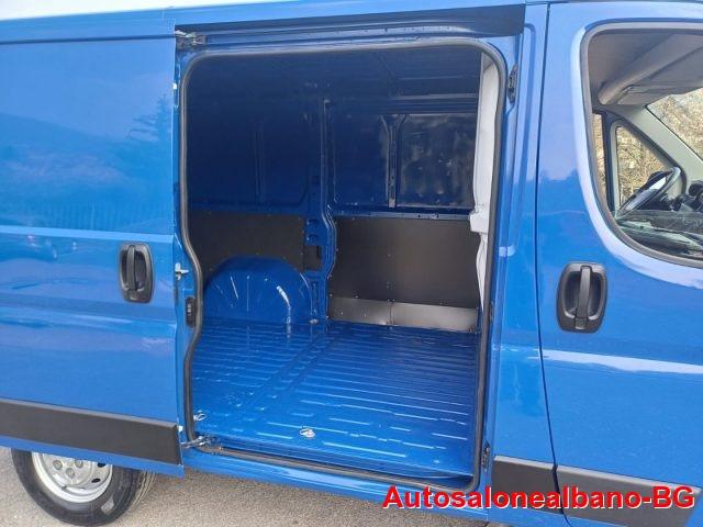 PEUGEOT Boxer 333 2.2 BlueHDi 140 S&S PC-TN Furgone