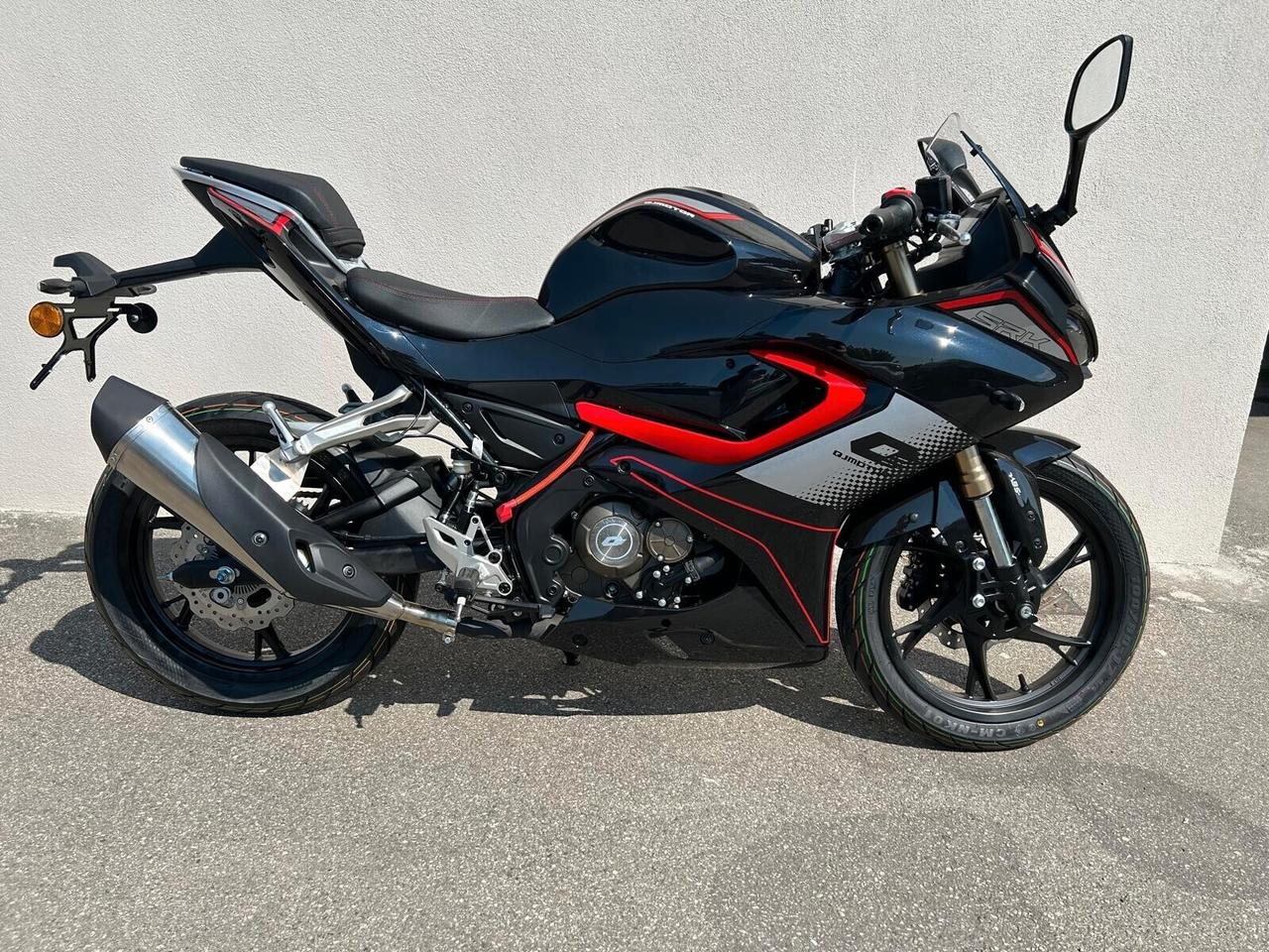 Qj Motor SRK 125 R -- Colore NERO