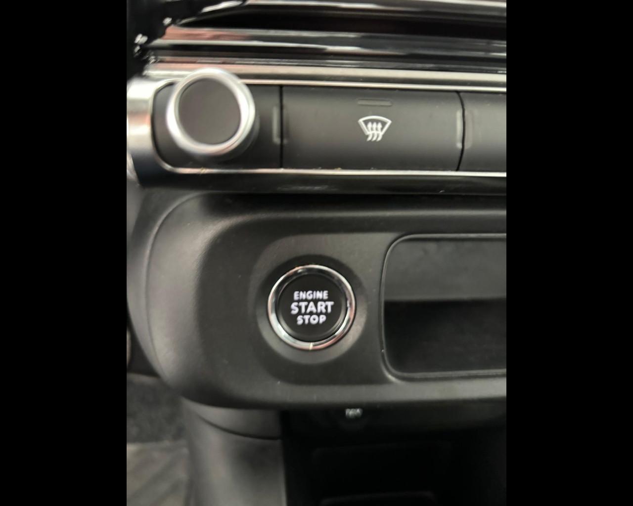 CITROEN C3 III 2017 - C3 1.5 bluehdi Shine s&s 100cv 6m