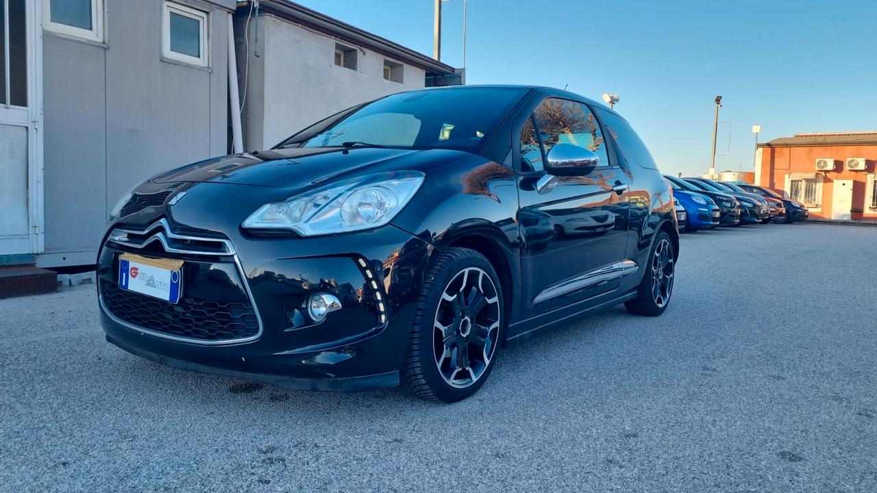 Ds DS3 3 1.4 HDi 70 Just Black-68CV-50KW-