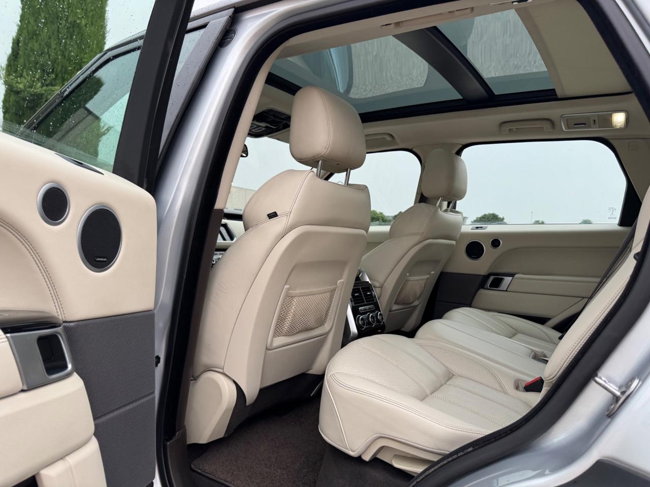 Land Rover Range Rover Sport 3.0 TDV6 HSE Dynamic