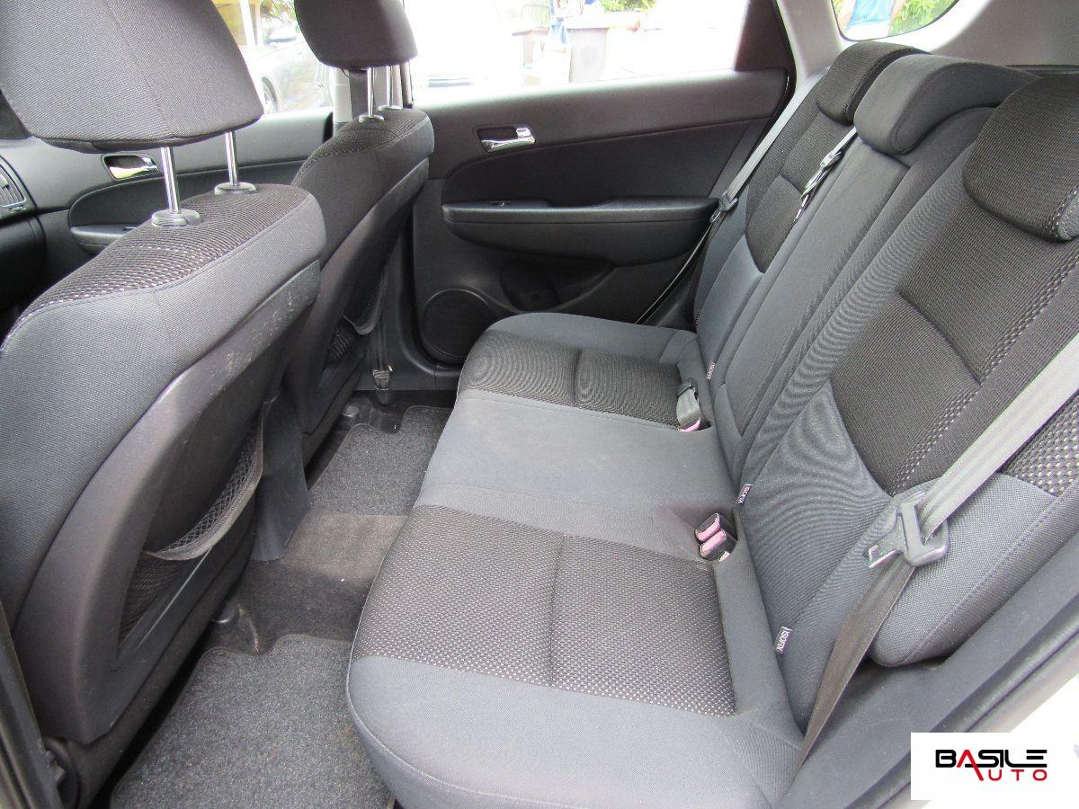 HYUNDAI - i30 Station Wagon - 1.6 CRDi 90CV 6m Comfort