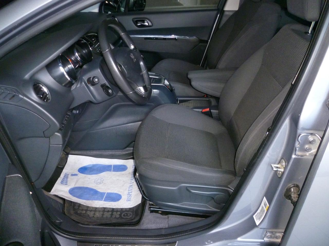 Peugeot 5008 BlueHDi 120 S&S Allure