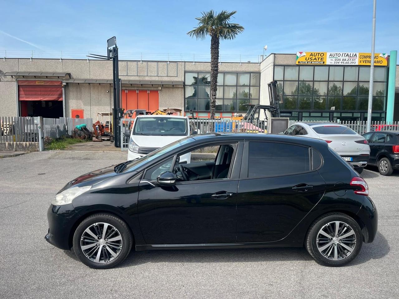Peugeot 208 1.4 HDi 68 CV 5 porte Active