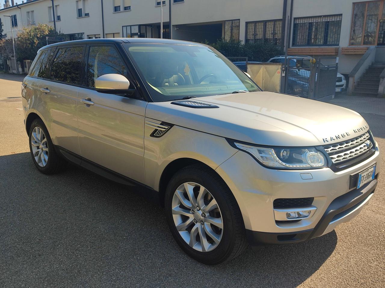 RANGE ROVER SPORT 2016 3.0TDV6 EURO6B COME NUOVA