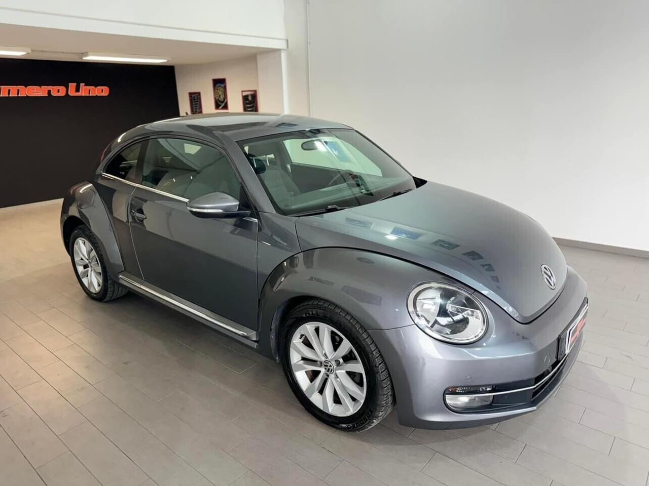 Volkswagen Maggiolino NEW BEETLE 1.6 TDI 105CV DESIGN 2012