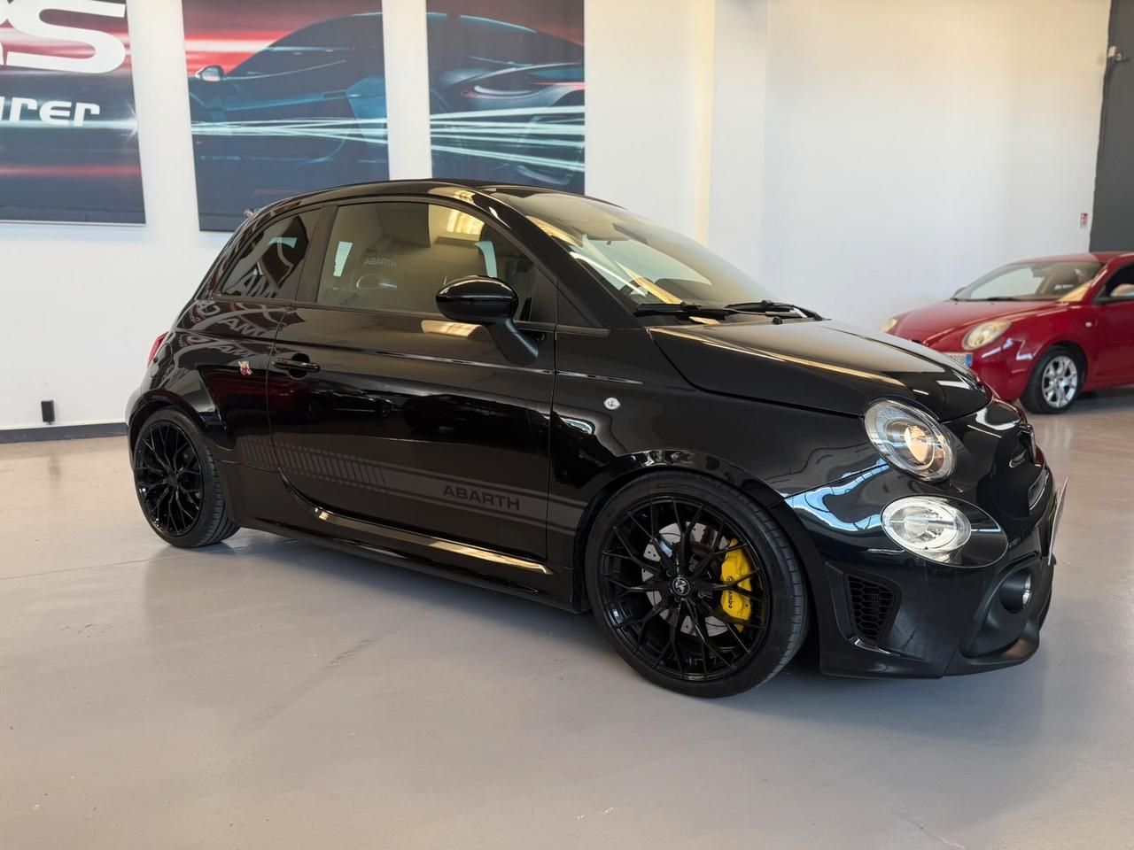 Abarth 595 C 1.4 Turbo T-Jet 165 CV