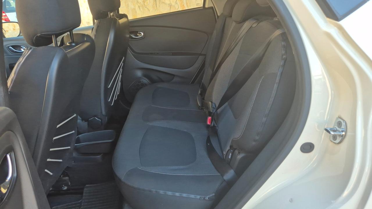 Renault Captur 1.5 dCi Intens (energy r-link) 90cv edc E6 AUTOMATICA