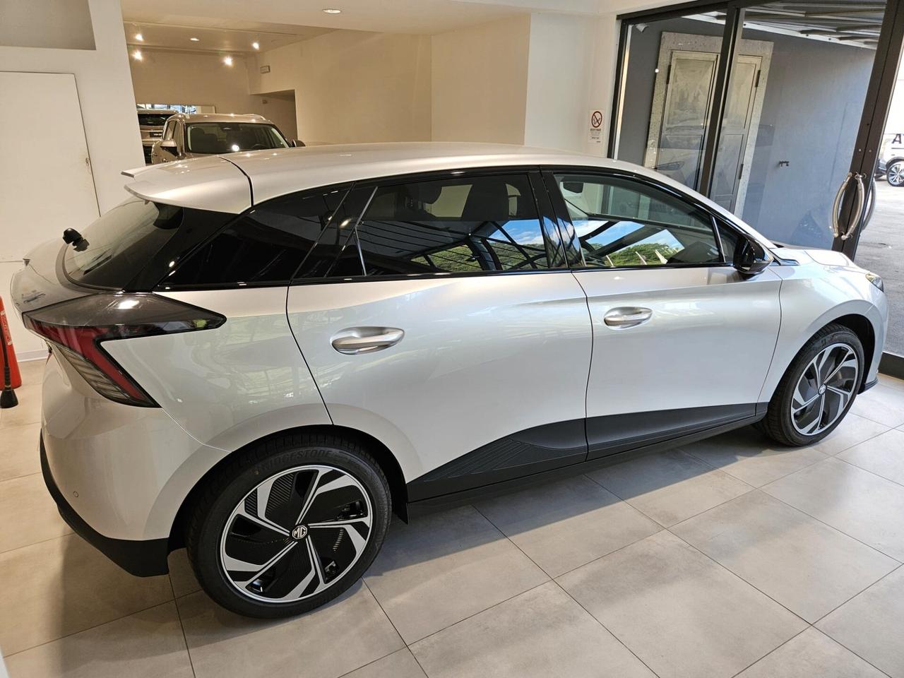 Mg MG4 64 kWh Premium