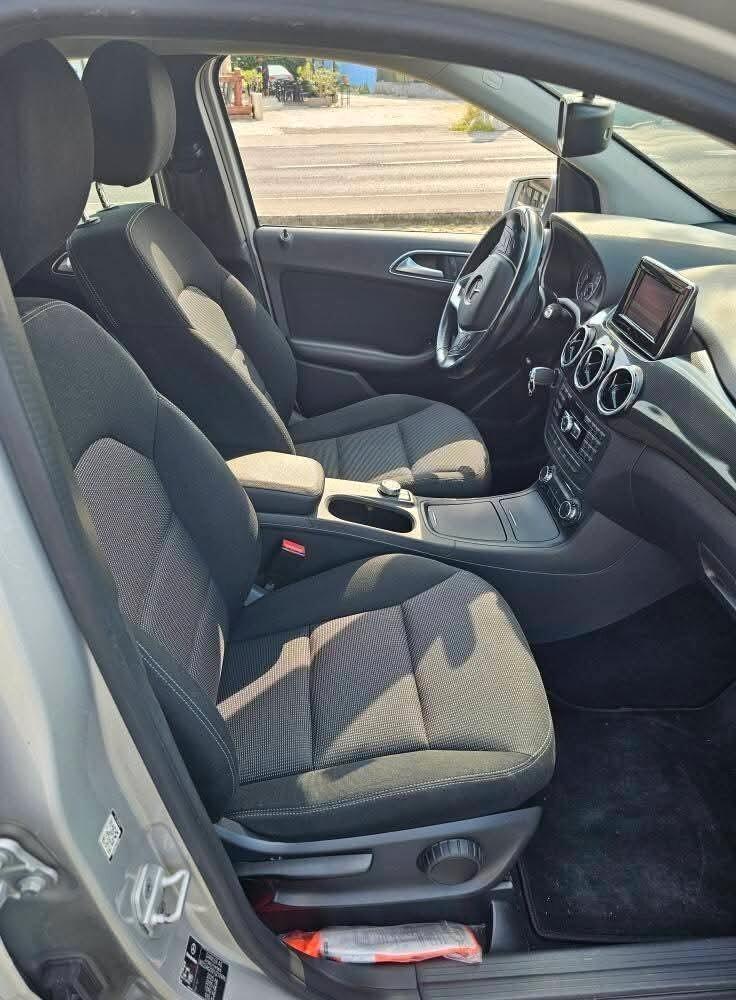 Mercedes-benz B 180 d Automatic Premium