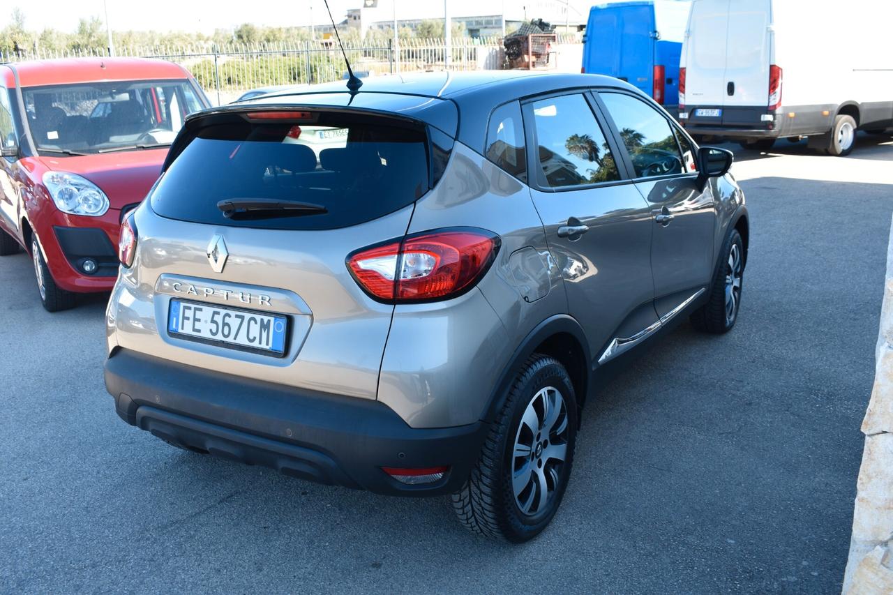 Renault Captur Life - 2016