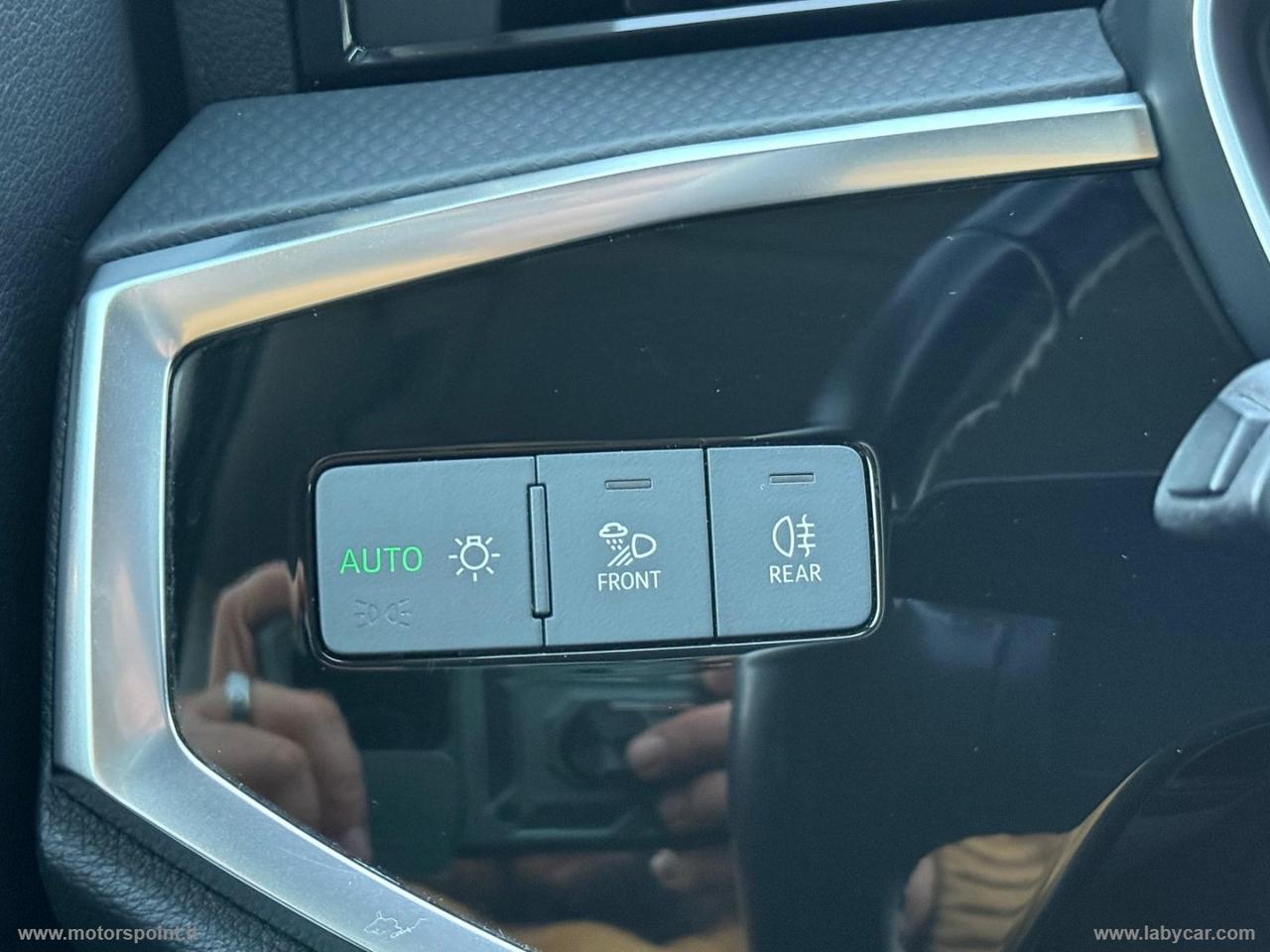 AUDI Q3 35 TDI S tronic Business