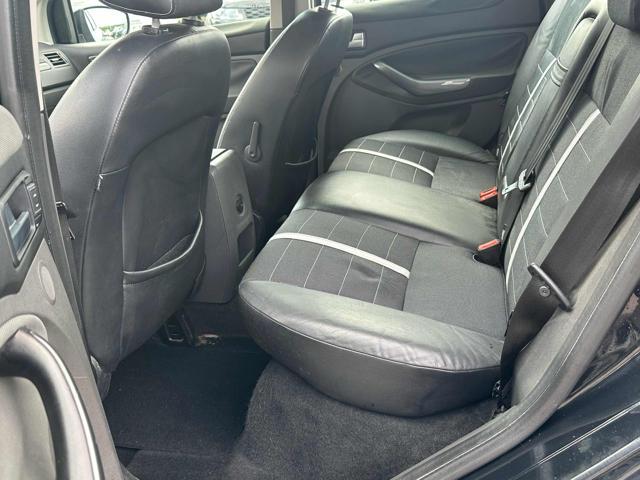 FORD Kuga + 2.0 TDCi 140 CV 2WD DPF