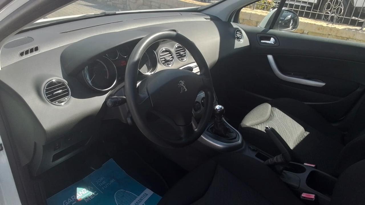 Peugeot 308 1.6 8V e-HDi 115CV Stop&Start SW Active