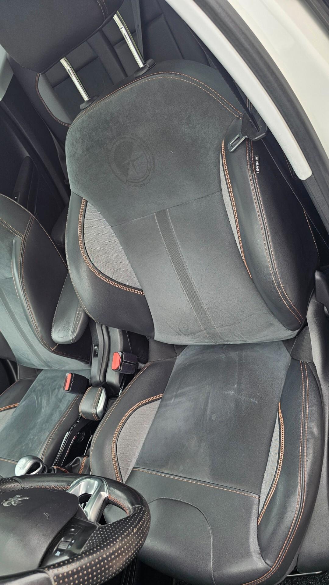 Peugeot 2008 BlueHDi NEOPATENTATI