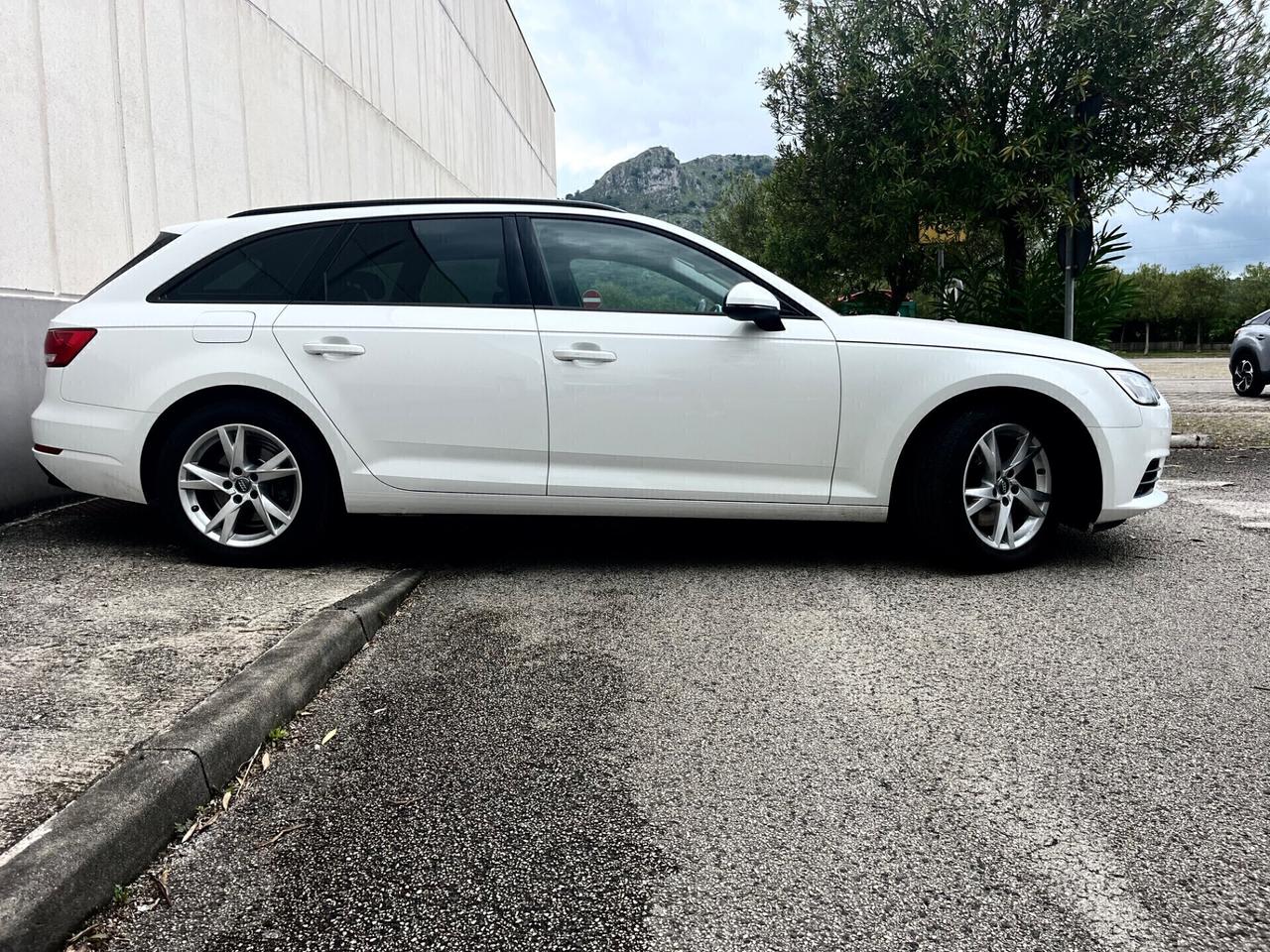 Audi A4 Avant 2.0 TDI S tronic PERFETTA IN TUTTO