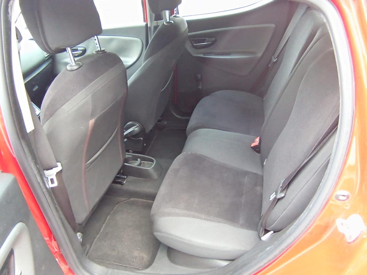 Lancia Ypsilon 1.2 69 CV Elefantino