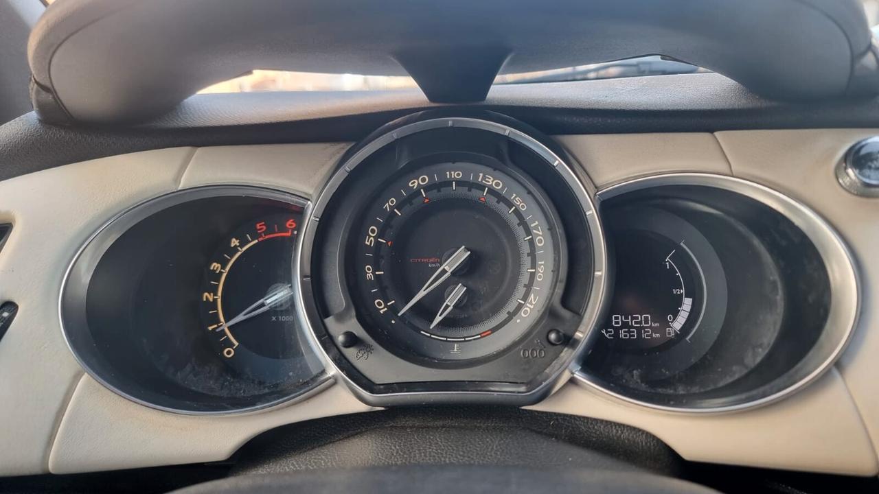 Ds DS3 3 1.6 e-HDi 110 airdream Ultra Prestige