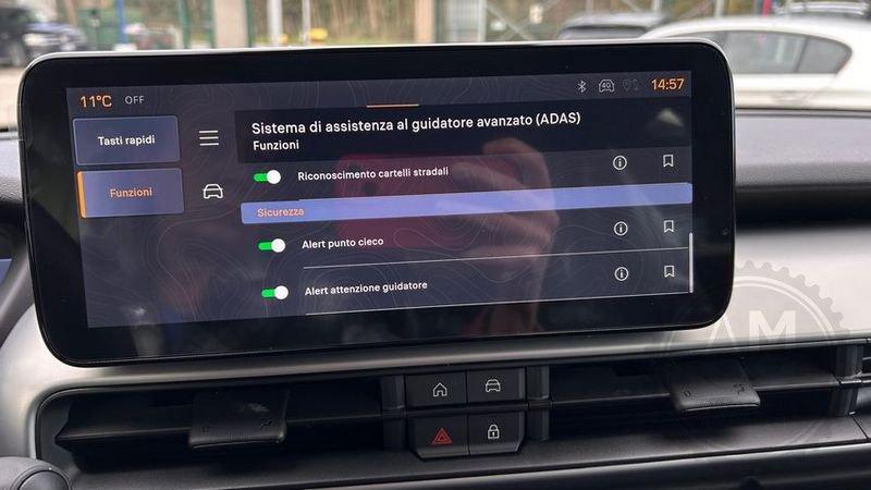 Jeep Avenger e-Hybrid 1.2 MHEV e-Hybrid Turbo Summit TETTO P. PELLE