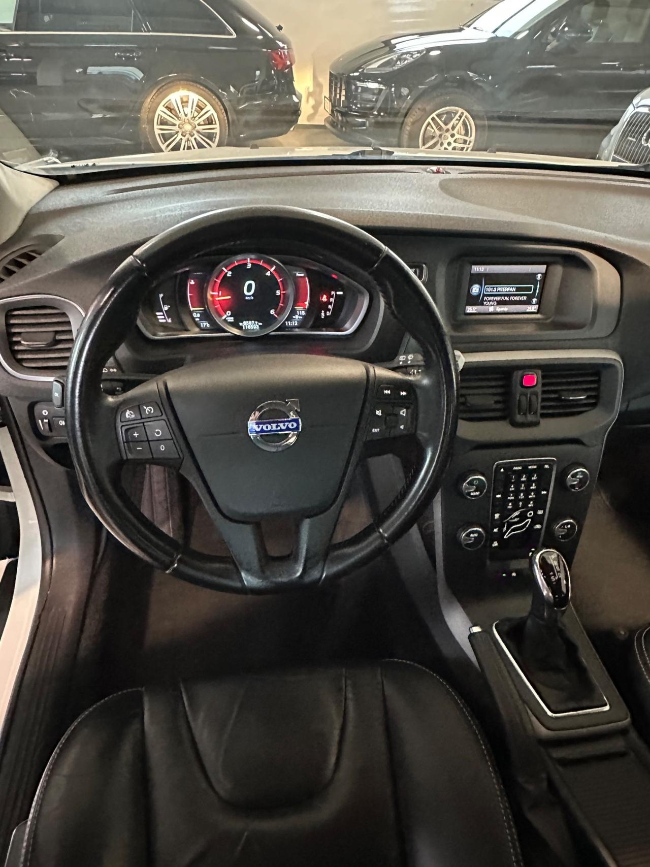 Volvo V40 Cross Country D2 1.6 Powershift Momentum N1