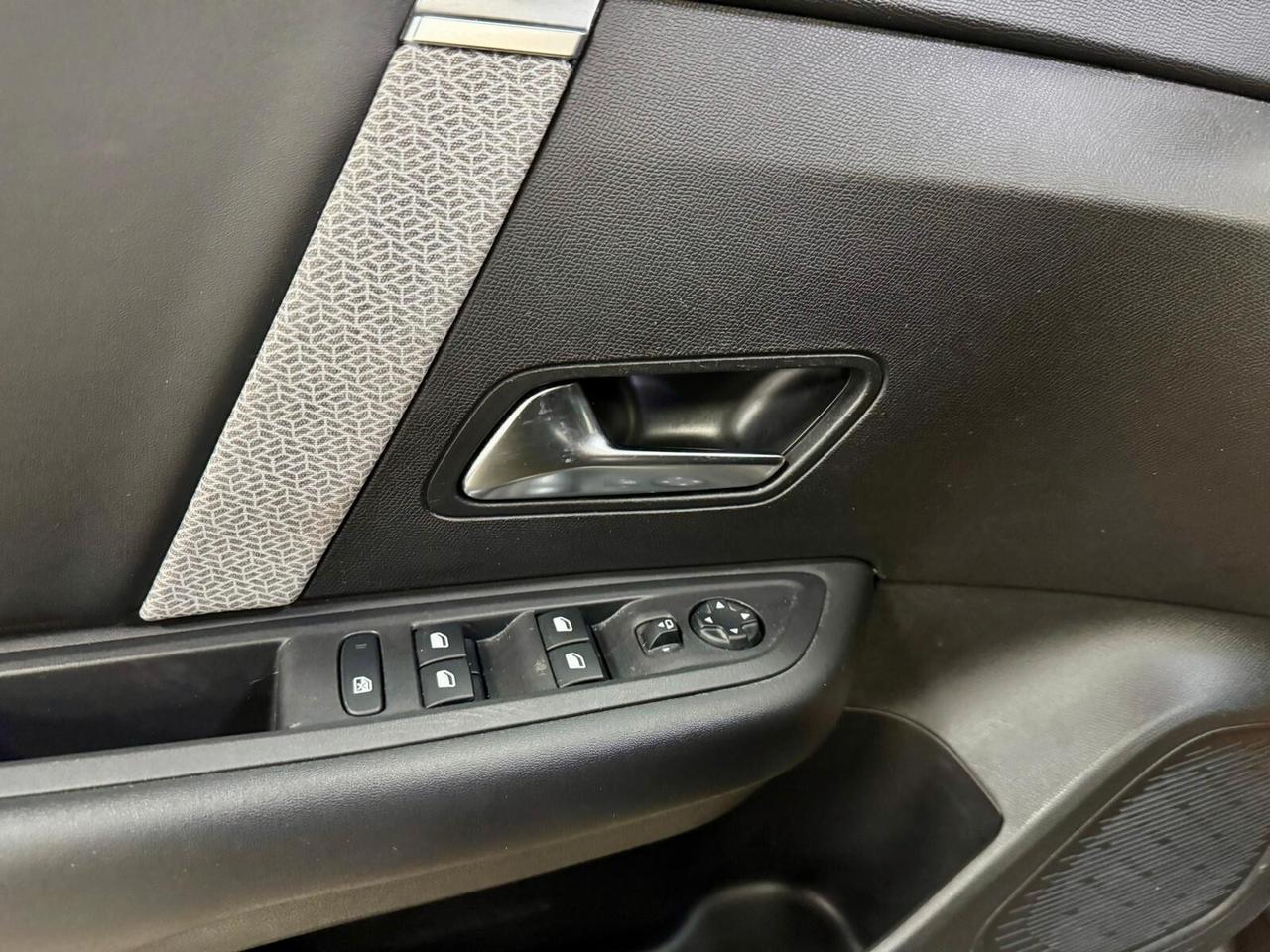 Citroen C4 1.5 BlueHDi 130cv EAT8 Shine 12/2021