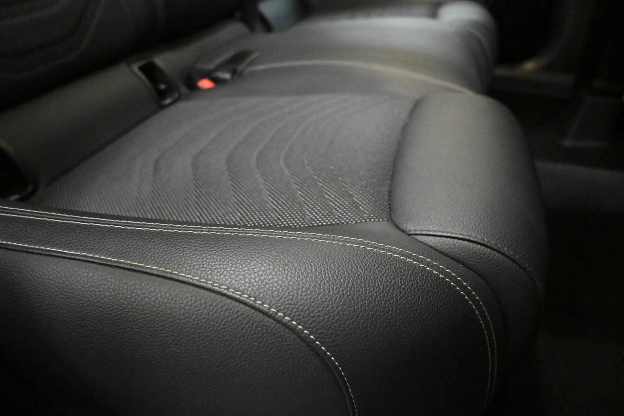 MERCEDES GLA (H247) GLA 250 e EQ-Power...