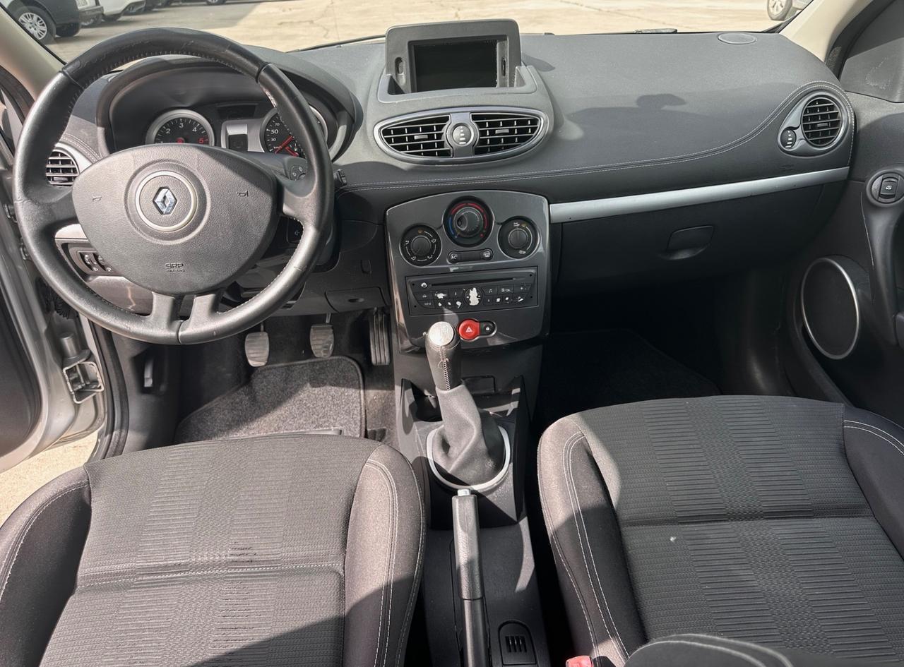 Renault Clio 1.5 dCi 75CV 5 porte Dynamique 2011