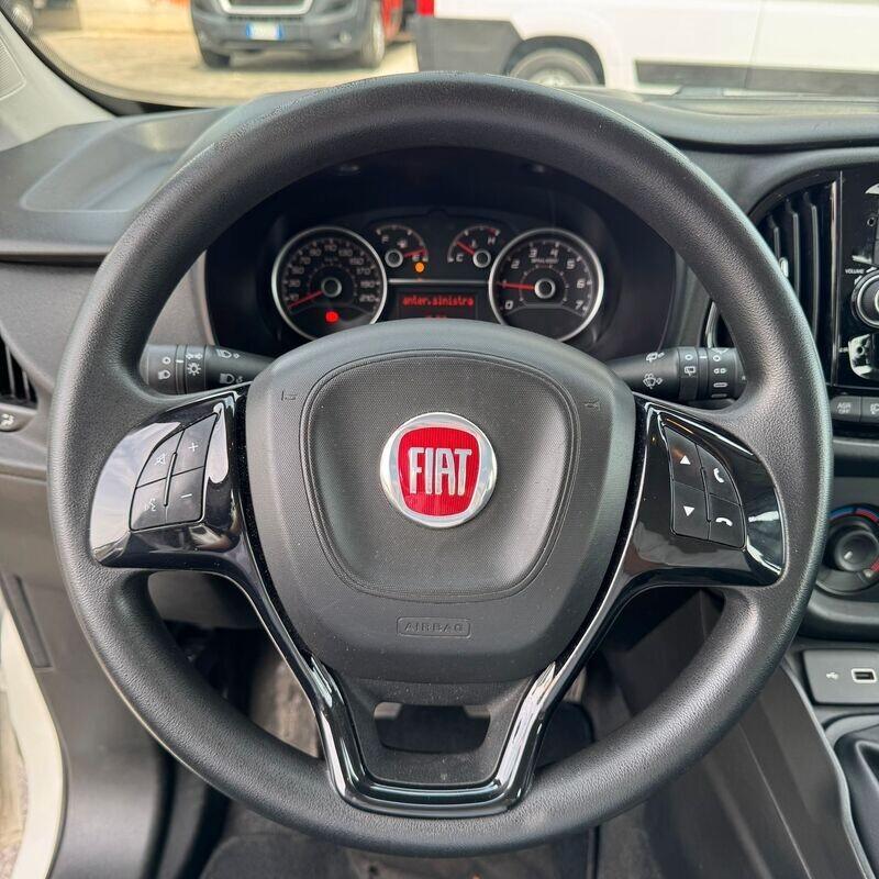 FIAT DOBLO' MAXI 1.6mjt AUTOCARRO 5 POSTI 2021