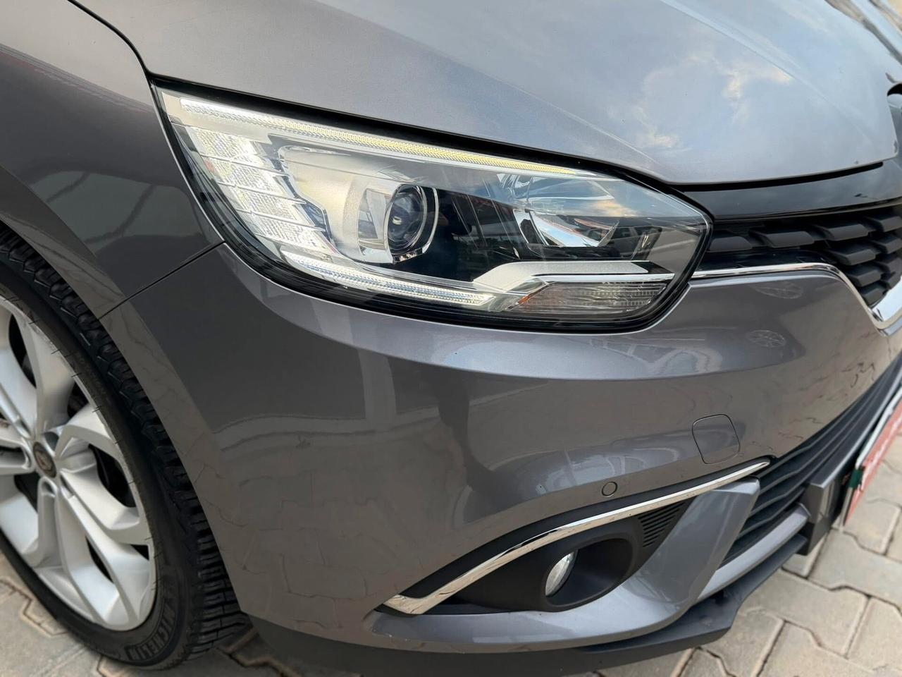 Renault Scénic Blue dCi 120 CV Initiale Paris OK NEOPATENTATI