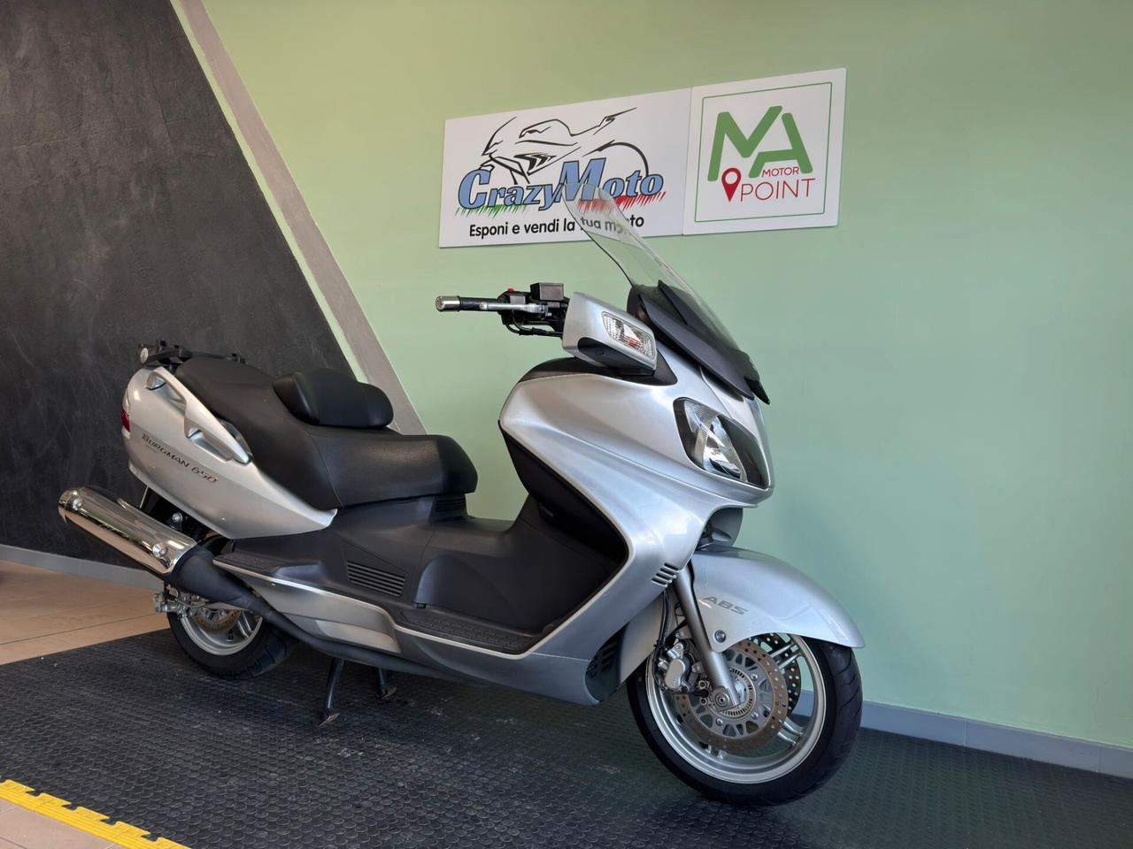 Suzuki Burgman AN 650 EXECUTIVE