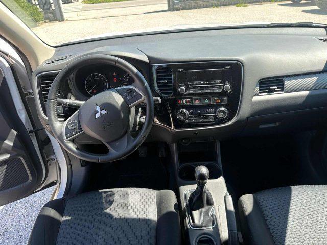 MITSUBISHI Outlander 2.2 DI-D 2WD Intense sconto rottamazzione