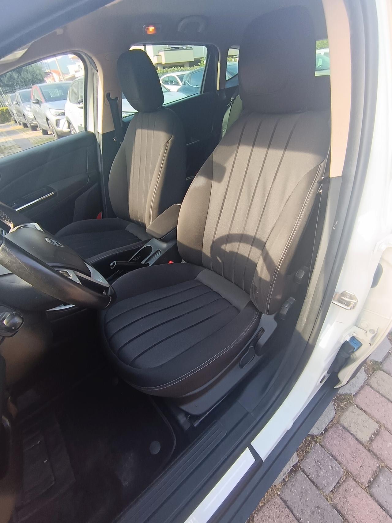 Lancia Delta 1.4 T-Jet 120 CV Silver Ecochic GPL